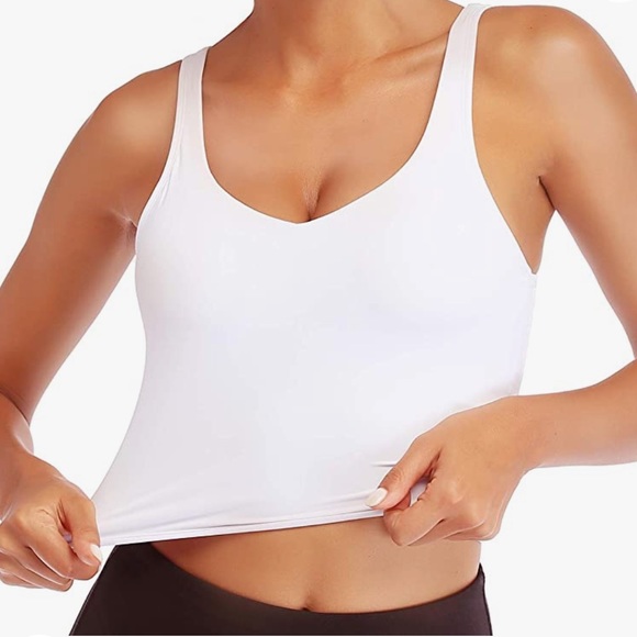 White workout crop top with built in padded bra - Picture 4 of 4